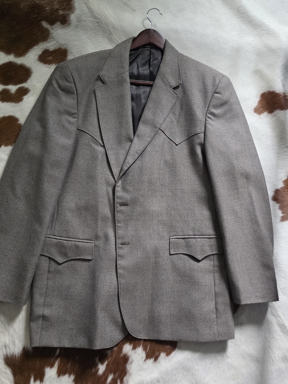 Men's Classic Taupe Blazer - Tailored Two-Button Jacket